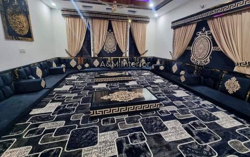 Custom Majlis