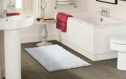 Bathroom rugs for modern home interiors