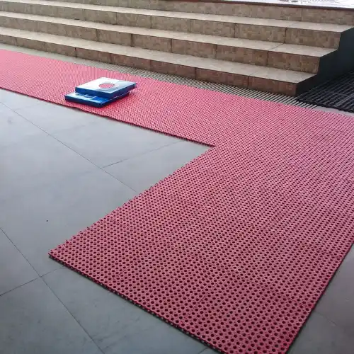 Heavy duty rubber mats flooring Dubai.